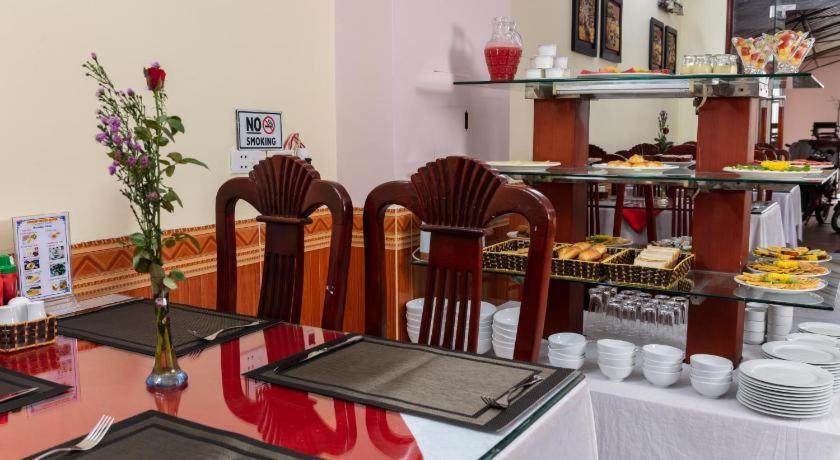 Hanoi Airport Premium Hotel Экстерьер фото
